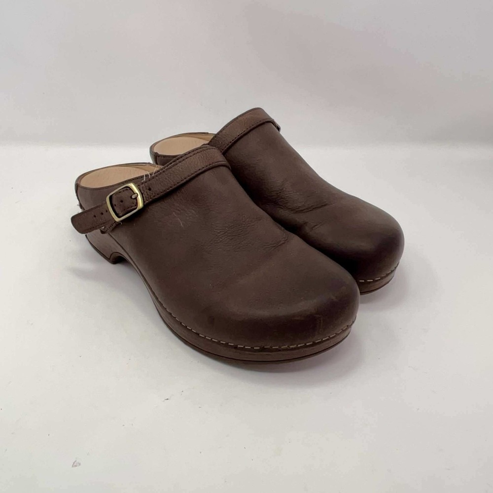 Dansko Berry Brown Burnished Leather Mules Clogs Swivel Strap Womens 39 8.5-9